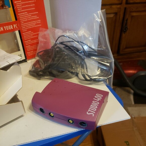 Pinnacle Studio 400 Video Editing - Picture 2 of 4